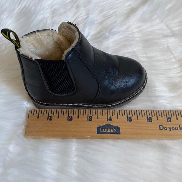 Size 24 black toddler boots - Picture 7 of 8